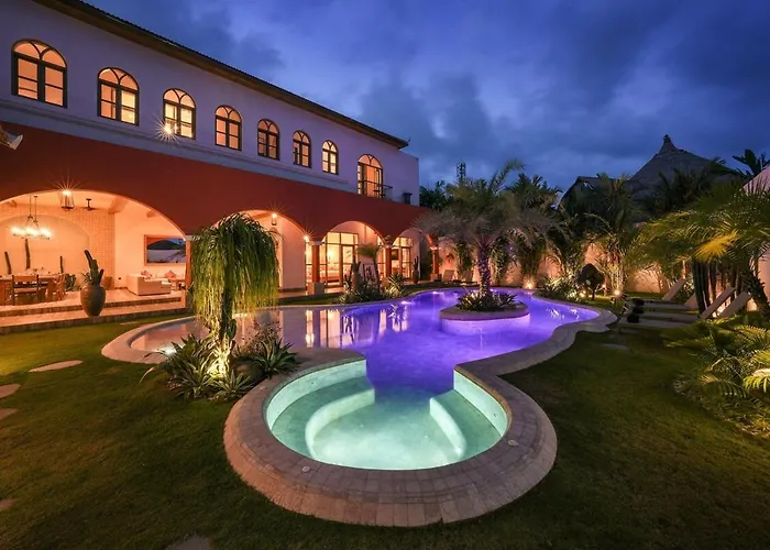 Villa Hacienda Del Toro Canggu (Bali)