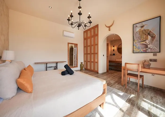 Hacienda Del Toro Villa Canggu (Bali)